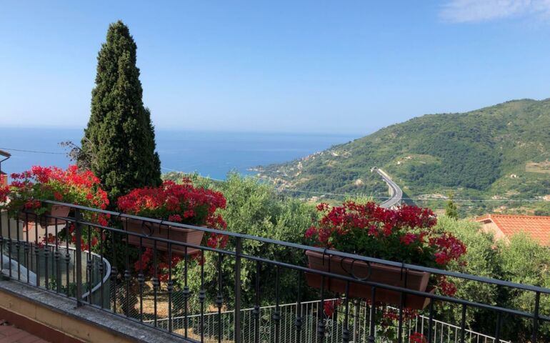 ITALIE - MAISON 20MIN DE MONACO