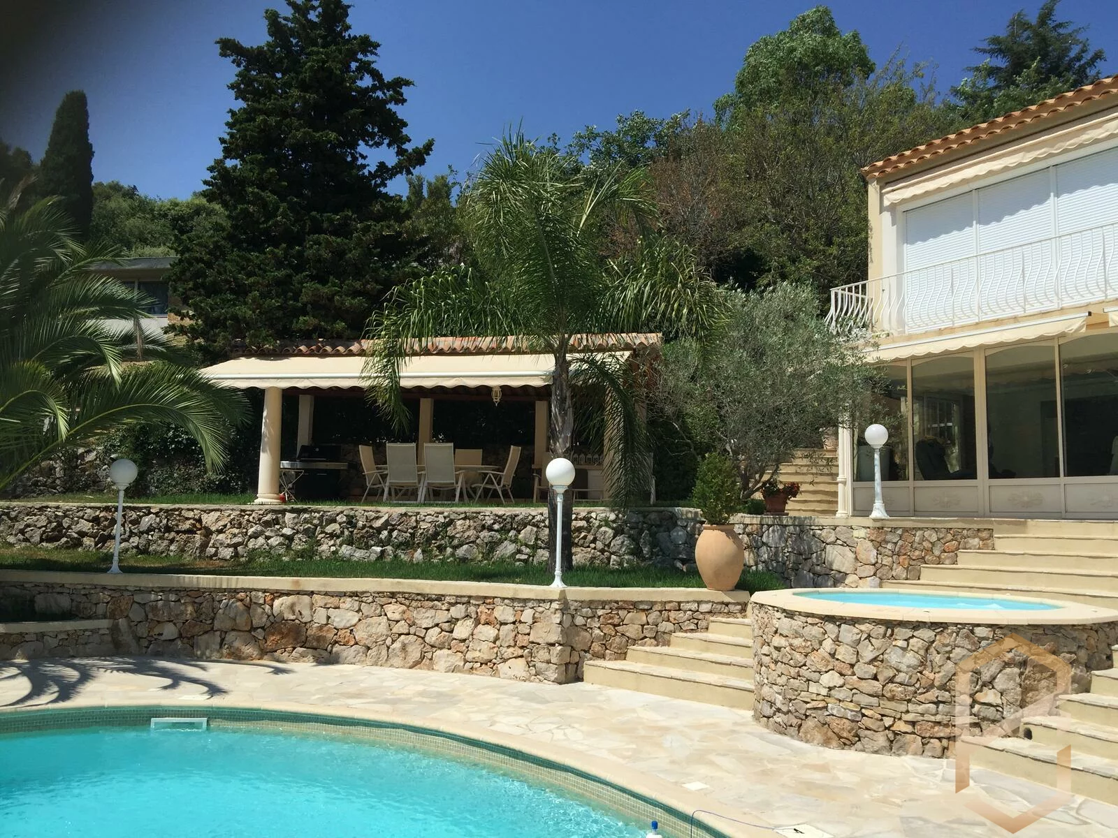 For sale La Turbie Villa / +5 rooms [VF100] Beretta Real Estate